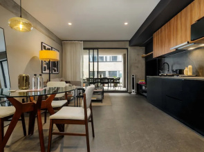 w Engaging 1BR w Terrace in Tabacalera