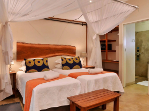 Bayete Guest Lodge