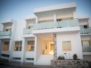 Zephyros Hotel