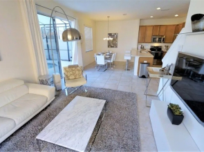 541 Las Fuentes Drive