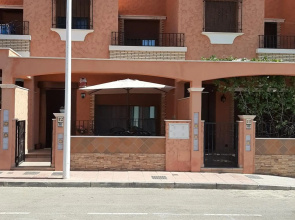 House Triplex Parra I