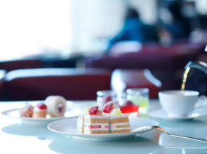 Hotel New Otani Tokyo, The Main