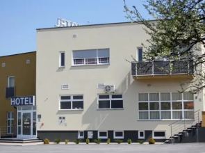 Hotel Tina