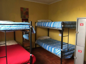 Travellers Place Hostel