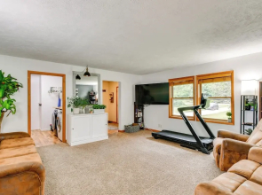 2 Mi to Turtle Creek Casino: Home w/ Game Room!
