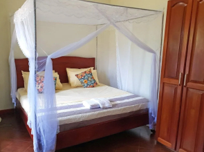 Anna's Place Entebbe