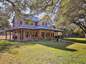Riverfront Blanco Home w/ Shaded Porch + Hot Tub