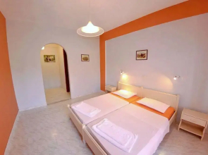 Holiday House Skaros in Honigtal, Agios Georgios North, Pagon