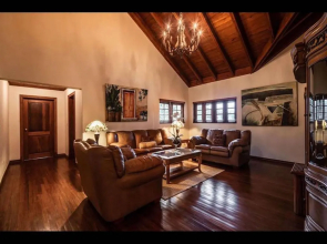 Srvittinivillas Brres/16 Spacius Villa / Large Family/ Group/ Couples/holiday
