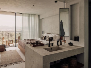 Отель OKU Ibiza