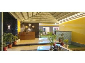 Hotel Kesar bagh