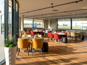 MG Restaurace/Luxury Apartments