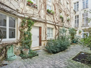 Amazing Apartment in the Center of Paris