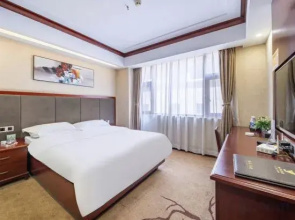 Wenshan Yijia Hotel