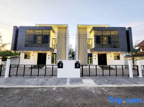 Hidden Space Private Pool Villa Bangsaen