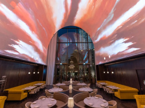 Отель The Dubai Edition