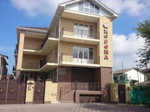 Guest House Korona