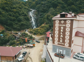 Grand Selale Hotel