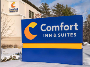 Comfort Inn & Suites Lake George