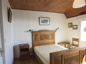 House With 3 Bedrooms in Plozévet, With Wonderful sea View, Enclosed Garden and Wifi - 20 m From the Beach