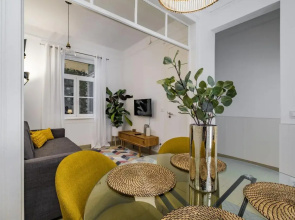 NEW! Unique 1 bedroom apartment- Santa Catarina 42