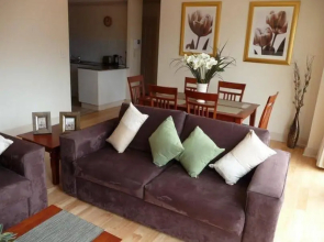 East End Luxury Apartment