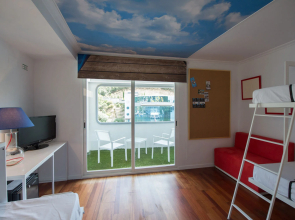 Tryp Nayade