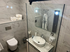 Отель «Аиси»