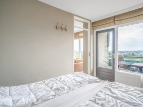 2 Person Apartment With Island View