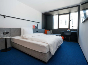 GREFIS Hotel