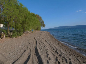 apt 30m from beach