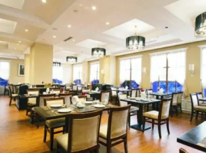 Huijin Holiday Hotel