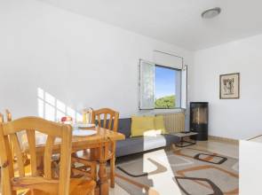 Mari in Vidreres with 6 bedrooms and 2 bathrooms