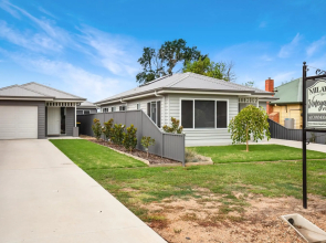 Milawa Vineyard Views - Guesthouse 1