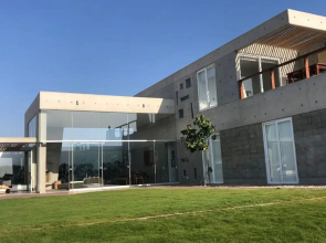 Perfect 5BR Villa With Private Terrace in Paracas