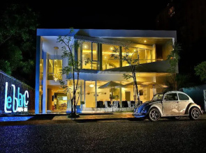 Le Blanc Boutique Hotel