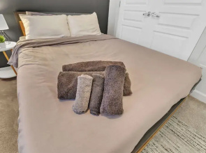 Upscale 1BR Suite to Downtown Raleigh