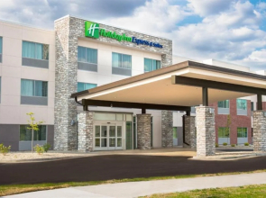 Holiday Inn Express & Suites Rock Falls by IHG