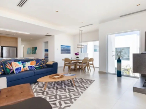 Blue House LV 2-4 Costa Divina by Kivoya