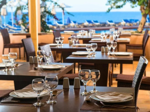 Silva Beach Hotel