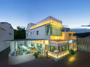 Haizhilian Inn