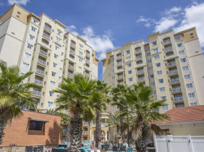 The Point Hotel & Suites