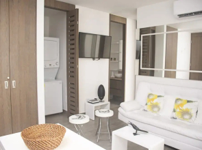 Spiaggia Di Cartagena by Nomad Guru