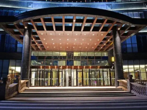 Huayang Hotel