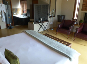 Etali Safari Lodge