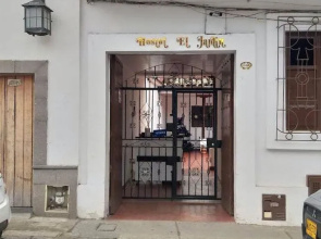 hostel el jardin