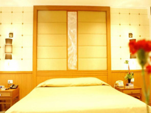 Royal Twins Palace Hotel