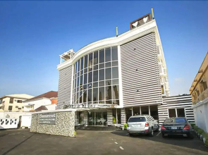 Summerset Continental Hotel Asokoro