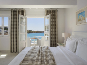 Petinos Beach Hotel