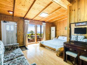 Longbeach Pension
